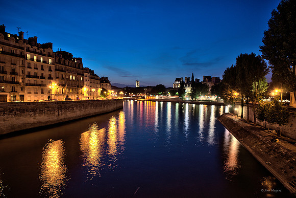 Central Seine River - Paris, France